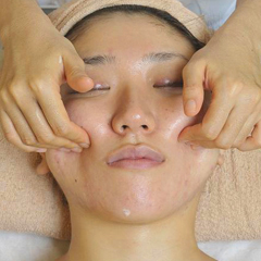 自由が丘のエステ&アロマ・サロン、アロママッサージ、リンパドレナージュ、フェイシャル、ドクタルノー|目黒、エフェクティブタッチ