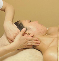 自由が丘のエステ&アロマ・サロン ケイ武居プロデュースサロン、アロママッサージ、リンパドレナージュ、フェイシャル、ドクタルノー、キャロルフランク|目黒、エフェクティブタッチ