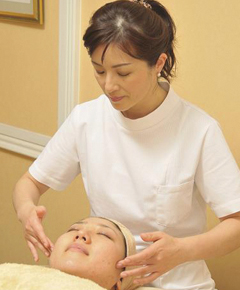 自由が丘のエステ&アロマ・サロン、アロママッサージ、リンパドレナージュ、フェイシャル、ドクタルノー|目黒、エフェクティブタッチ